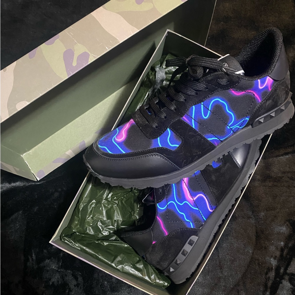 Valentino Sneakers